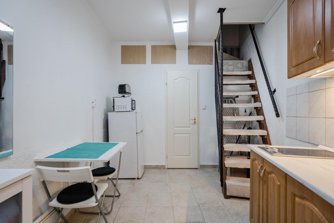 Bpr Simply Azure Apartment Budapest Bagian luar foto