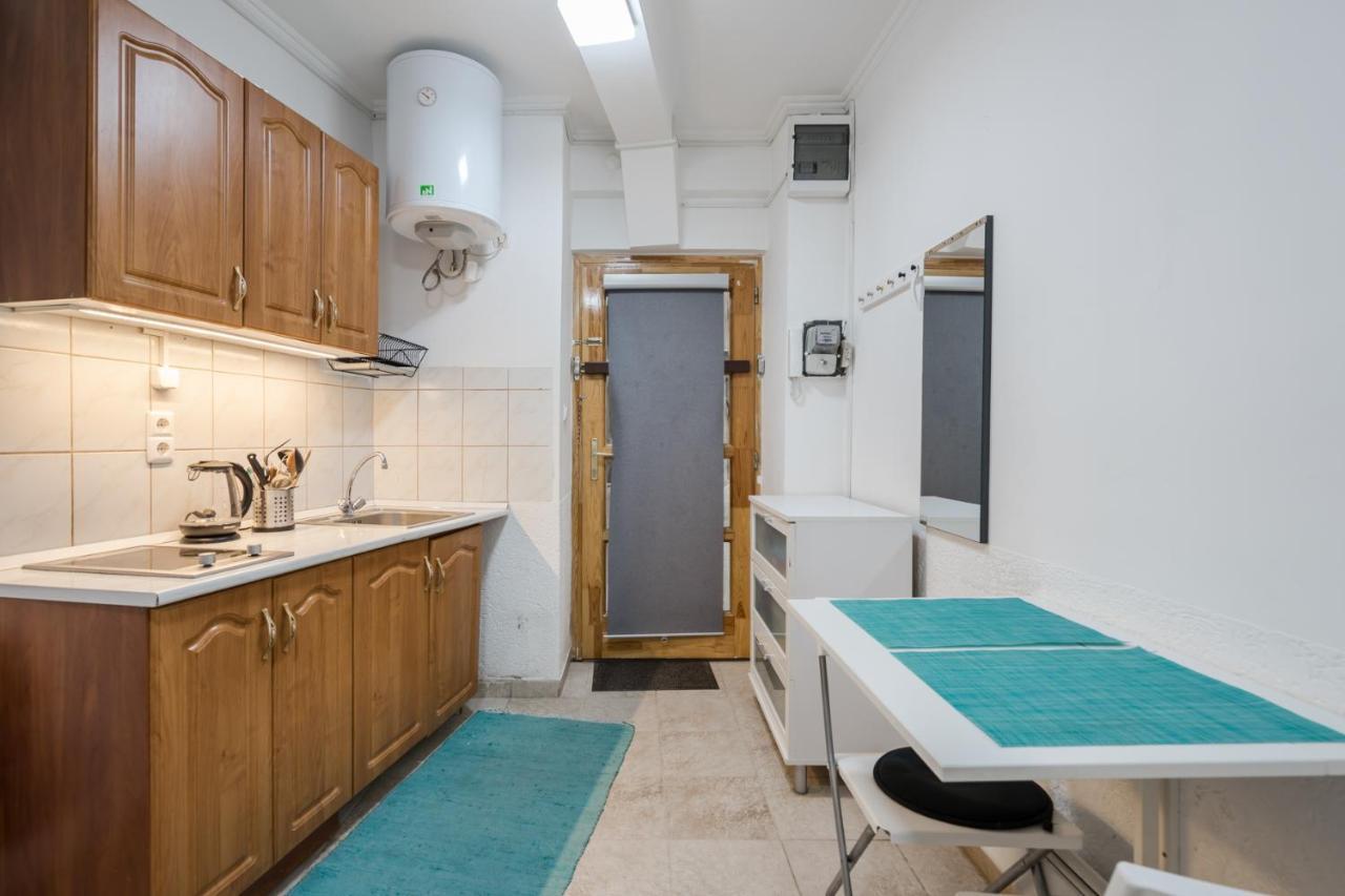 Bpr Simply Azure Apartment Budapest Bagian luar foto