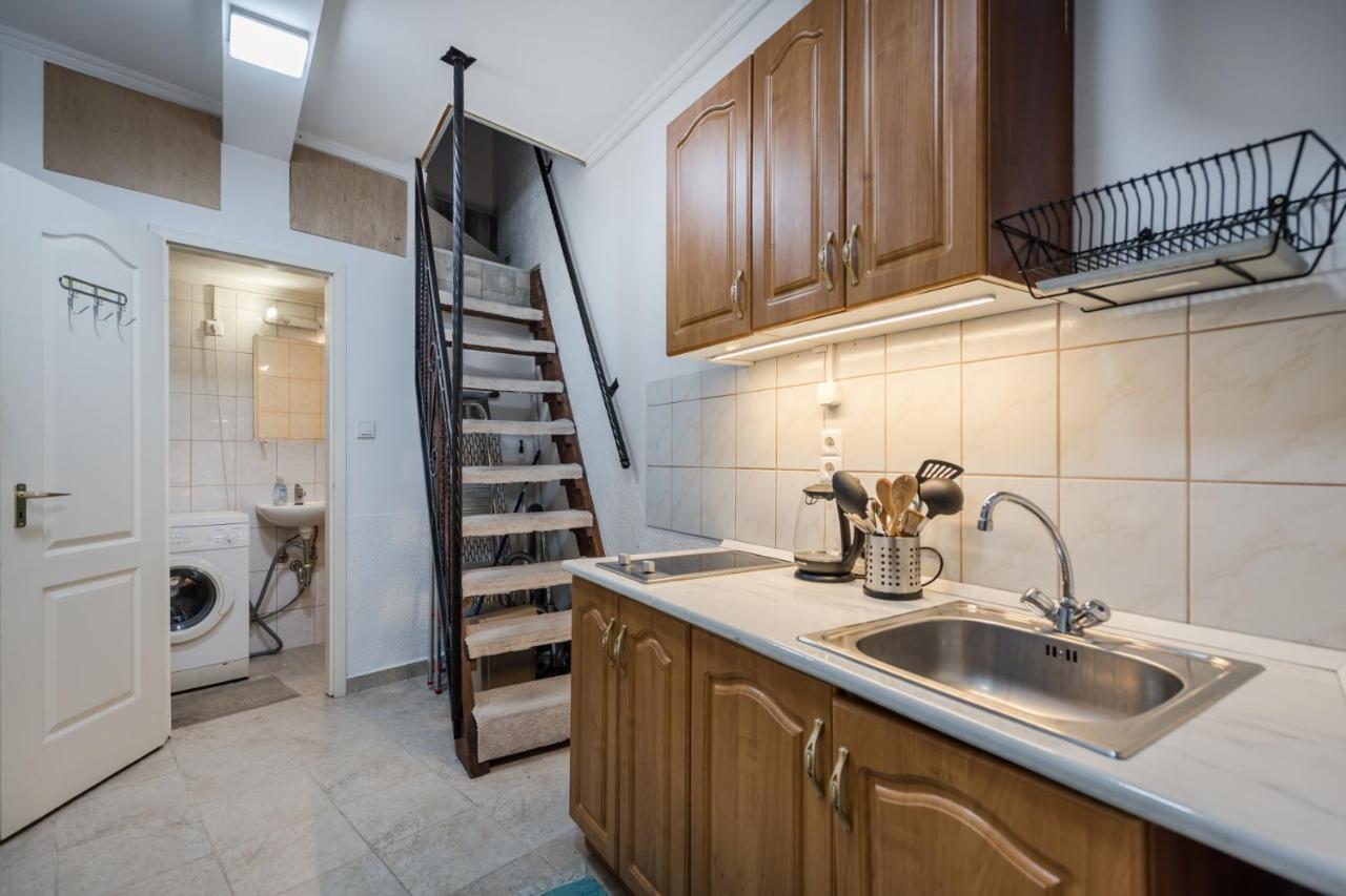 Bpr Simply Azure Apartment Budapest Bagian luar foto
